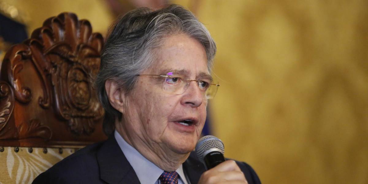 Guillermo Lasso dice que por ahora no hay los votos para destituirle