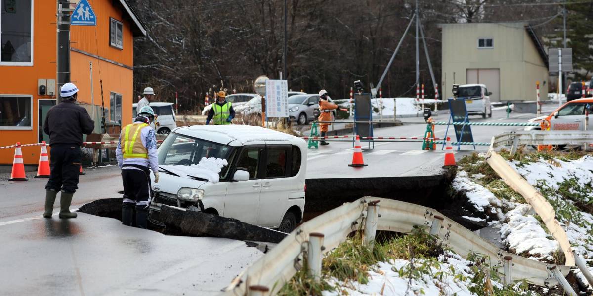 Japón declara alerta por un posible megasismo y suben a 33 los heridos por el terremoto de magnitud 7,5