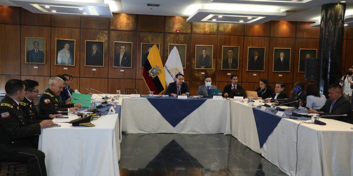 Autoridades comparecerán en la Comisión de Fiscalización por el caso de Leandro Norero