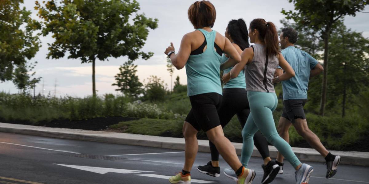 La ciencia revela la velocidad y tiempo efectivo para perder peso caminando
