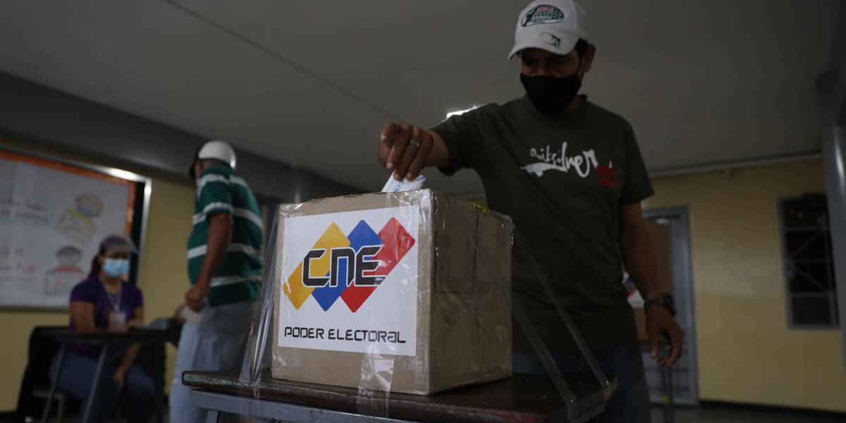 El chavismo vence en 205 alcaldías de las 322 ya confirmadas en Venezuela