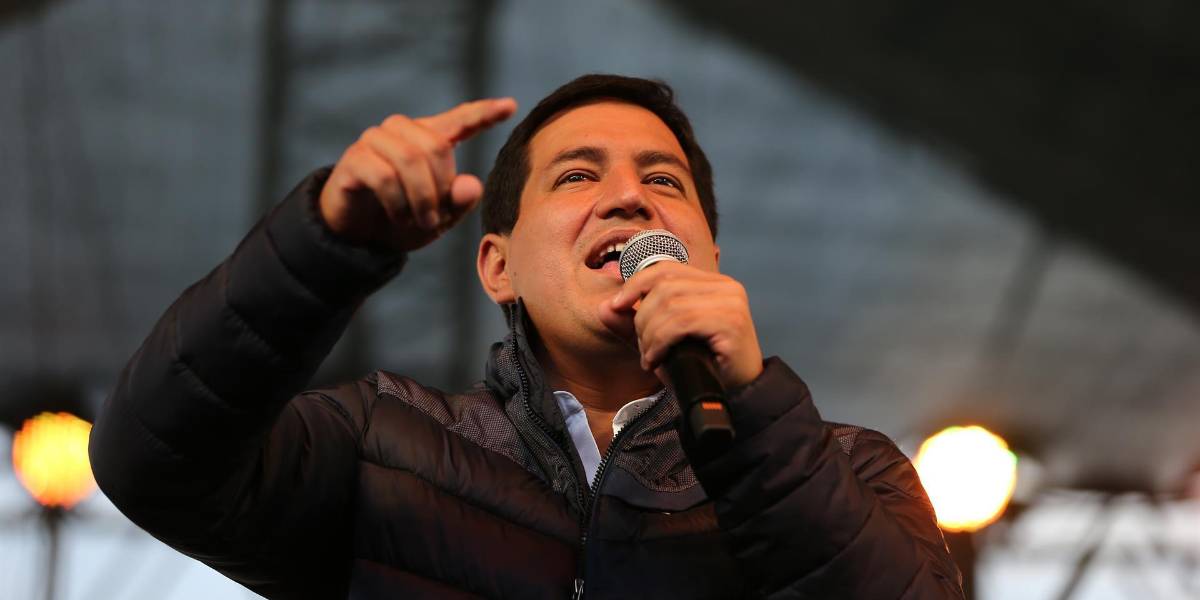 Arauz pide la renuncia de Lasso o nuevas elecciones por los papeles de Pandora