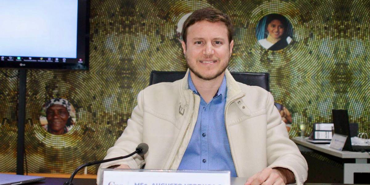 Augusto Verduga responde a Luisa González: Duele que compañeros de causa, en vez de solidarizarse, se sumen al coro de los acusadores