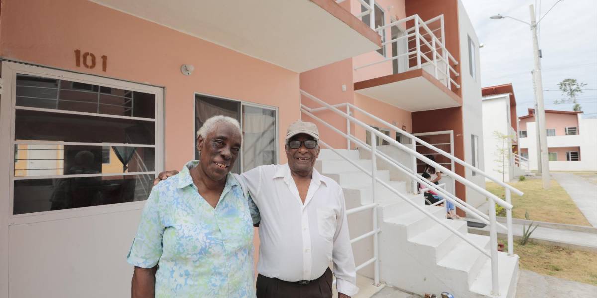 340 familias de la Amazonía recibieron casas propias