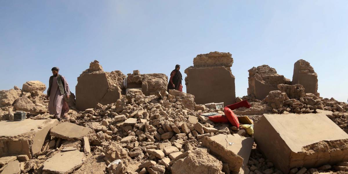 Un nuevo terremoto de magnitud 6,3 sacude el oeste de Afganistán