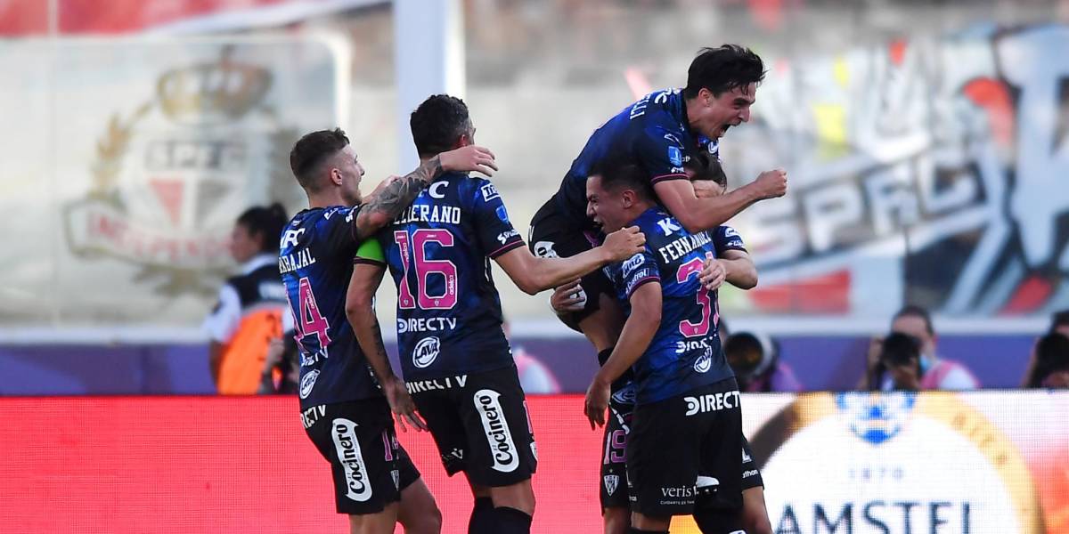 El mundo del fútbol felicita al Independiente del Valle por su doblete en la Copa Sudamericana