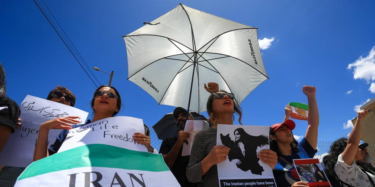 La comunidad iraní en Ecuador vuelve a protestar contra la represión en su país