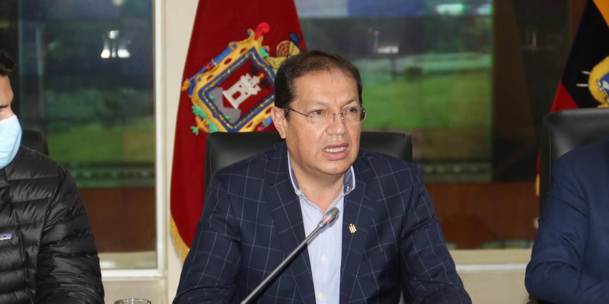 TCE ratifica vigencia de remoción de Jorge Yunda y afirma la posesión de Santiago Guarderas como alcalde de Quito