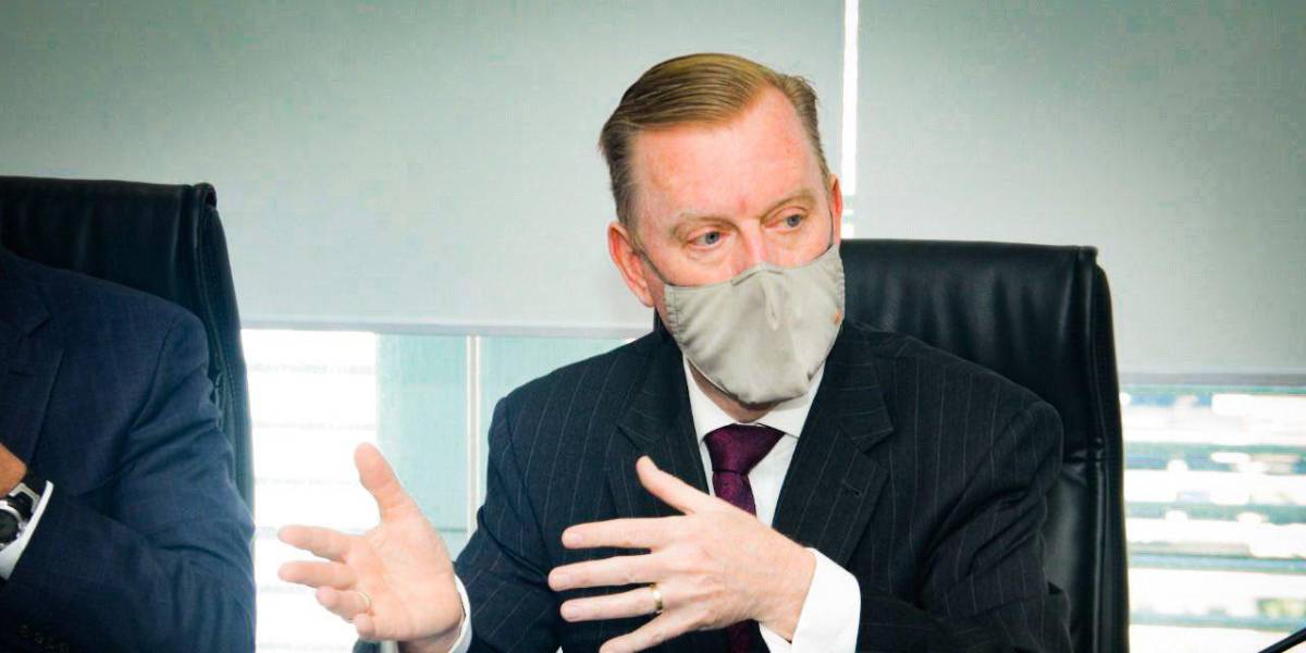 EE.UU. afirma haber retirado visas a narcogenerales ecuatorianos; Gobierno solicita información