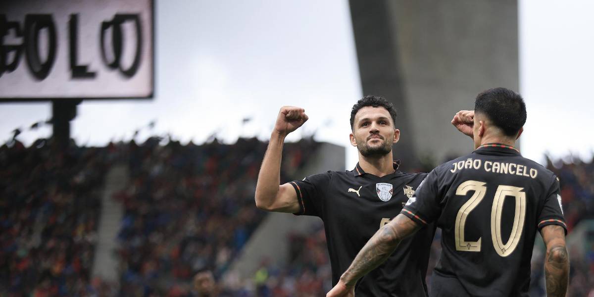 Portugal arrolla 9-1 a Armenia y asegura su presencia en el próximo Mundial