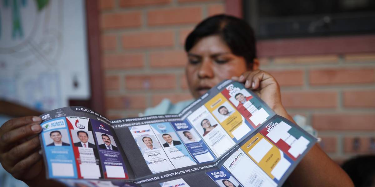 Bolivia concluye votación para elegir presidente y renovar el Congreso