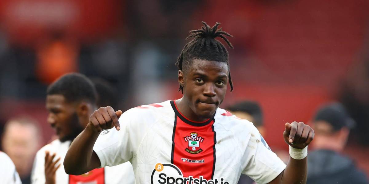 Chelsea se le adelanta otra vez al Liverpool y tras confirmar a Moisés Caicedo, ficharía al belga Roméo Lavia