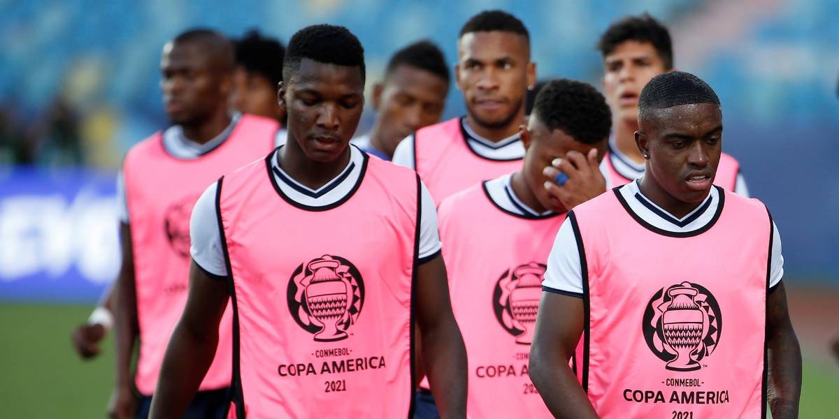 Ecuador iría sin Ayrton Preciado y Moisés Caicedo ante Argentina