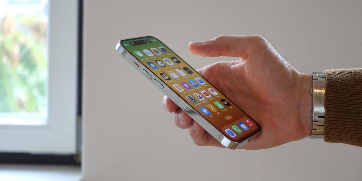 India: una pareja vende a su bebé para comprar un iPhone 14