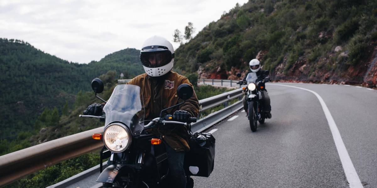 Cuenca: el Concejo Cantonal aprobó la ordenanza que prohíbe la circulación de dos hombres en motocicletas