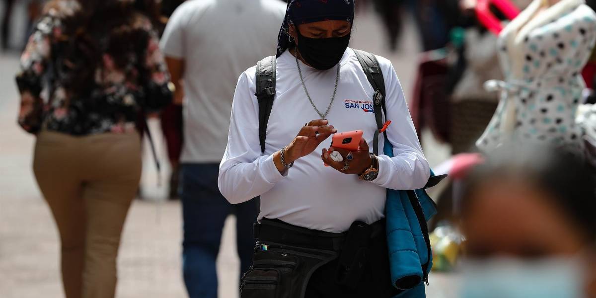 Ecuador suma 903 nuevos casos y 8 muertes por la covid-19