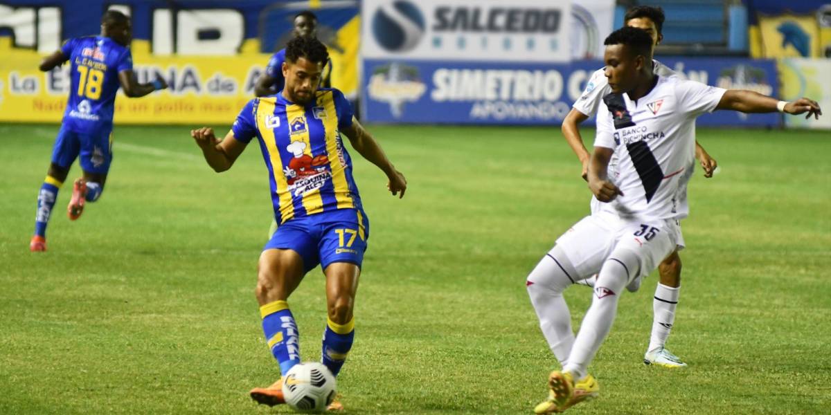 Delfín goleó 3-0 a LDUQ por la Liga Pro