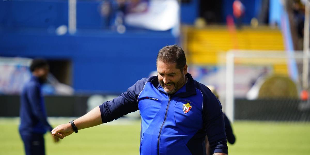 Juan Carlos Pérez descartó la opción de renunciar como entrenador de El Nacional