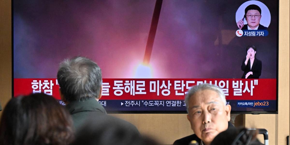 Corea del Norte dispara un misil balístico no identificado, según Seúl