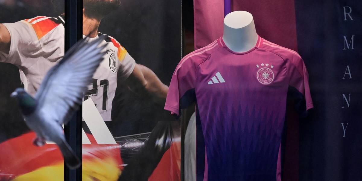Adidas-Nike: el fútbol como terreno de juego de las marcas deportivas
