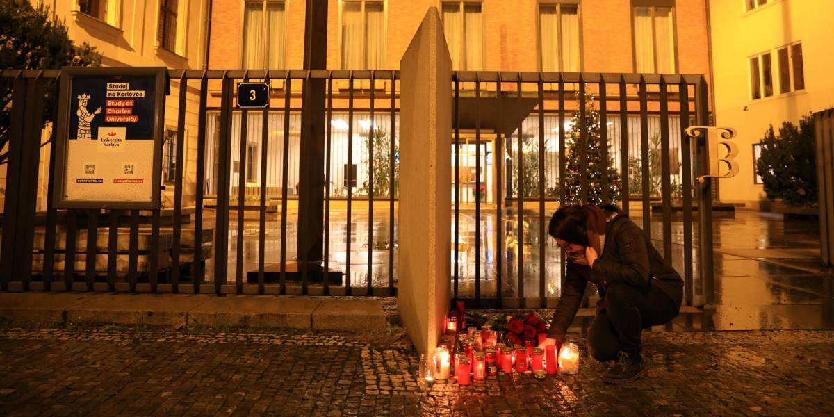 El autor del tiroteo en Praga tenía munición para una matanza aún mayor