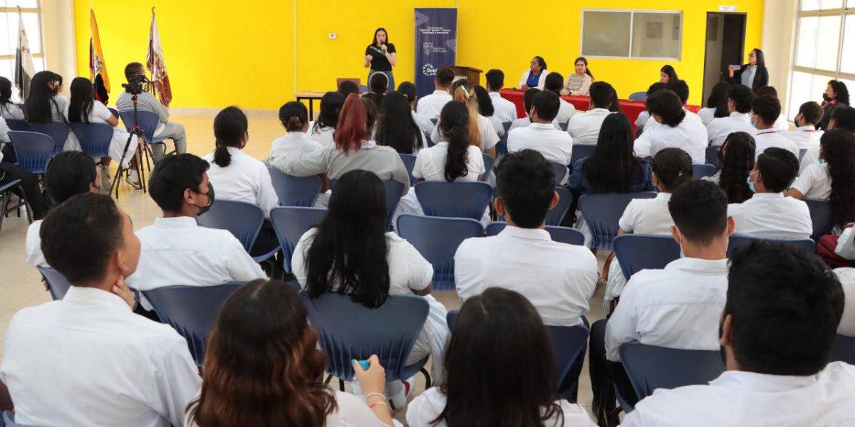 Escasea información sobre proceso de inscripciones en universidades públicas