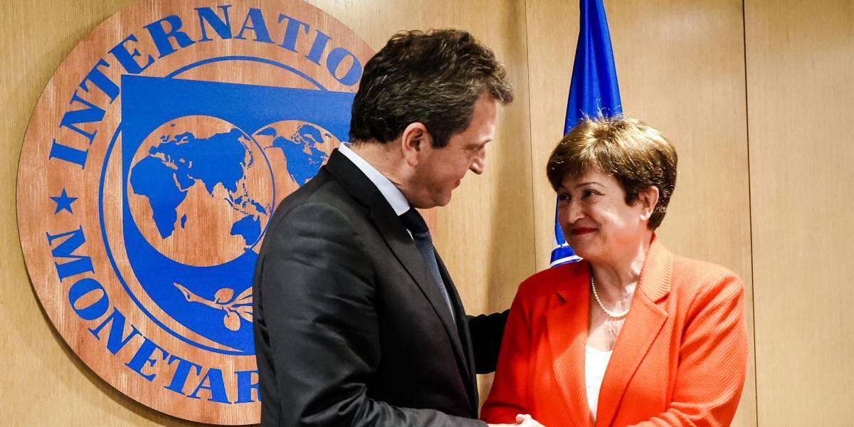 Argentina obtiene la aprobación de un desembolso de 75 000 millones de dólares por parte del FMI