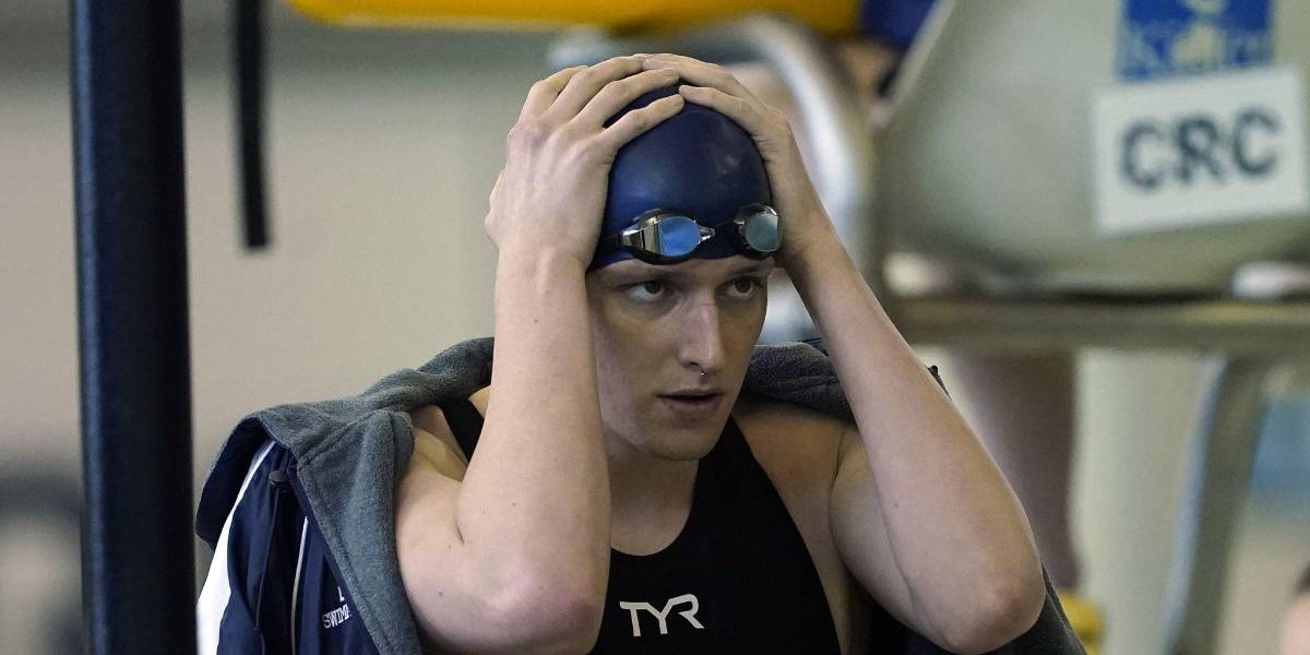 Impiden que nadadores transexuales compitan en pruebas de élite femeninas