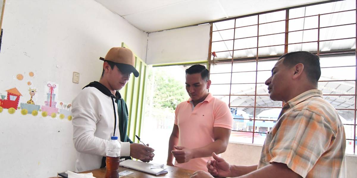 Consulta popular 2024: el CNE inició la designación de vocales de Juntas Provinciales Electorales y del Exterior