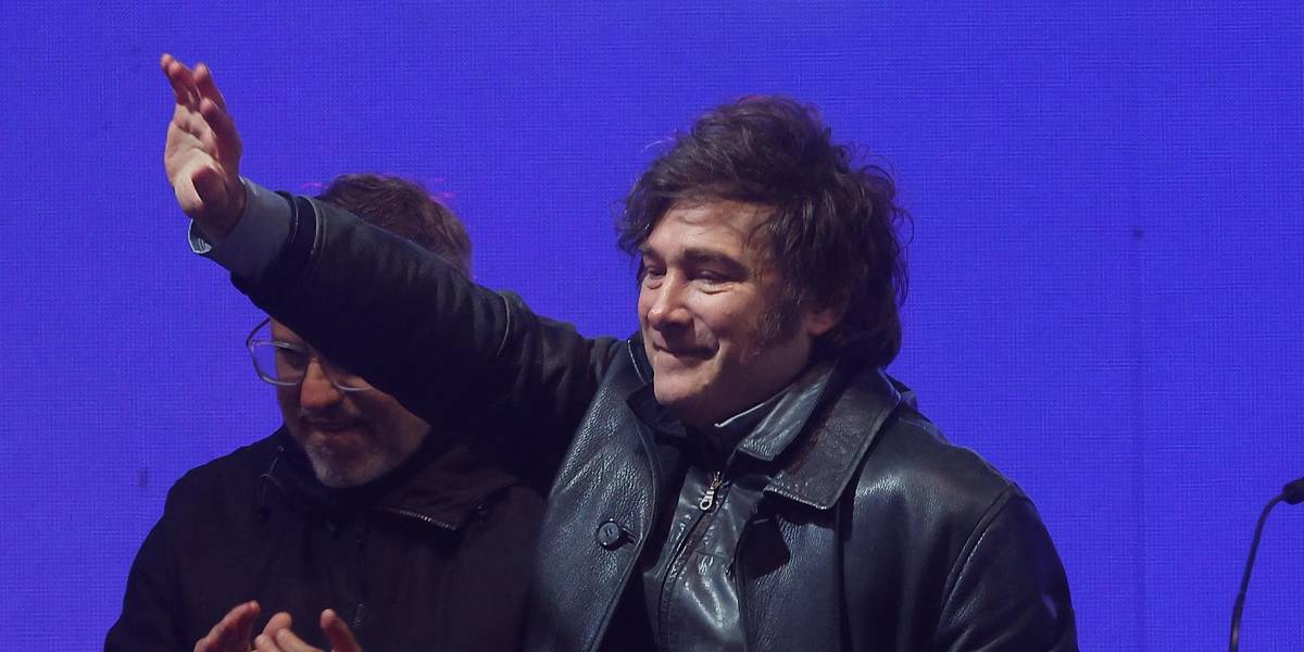 Argentina: Milei cierra campaña de Buenos Aires en ambiente de tensión y agita el fantasma del fraude