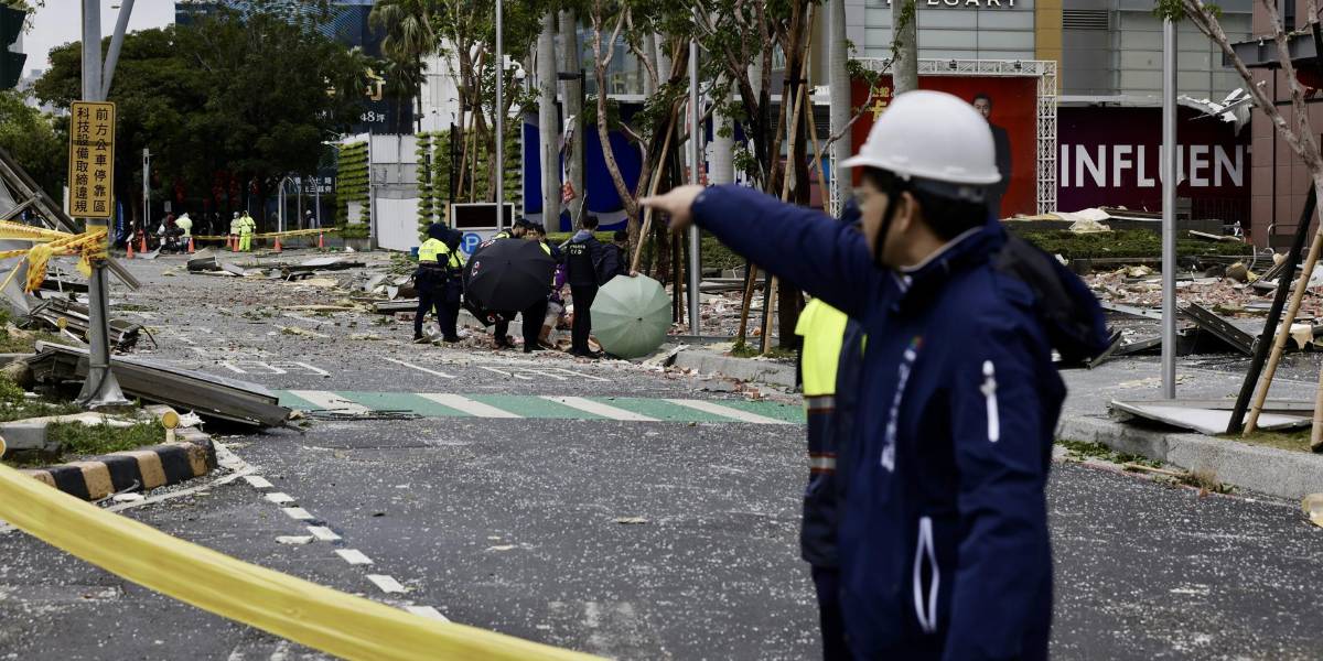 Al menos 4 muertos y 20 heridos tras una explosión en unos grandes almacenes en Taiwán