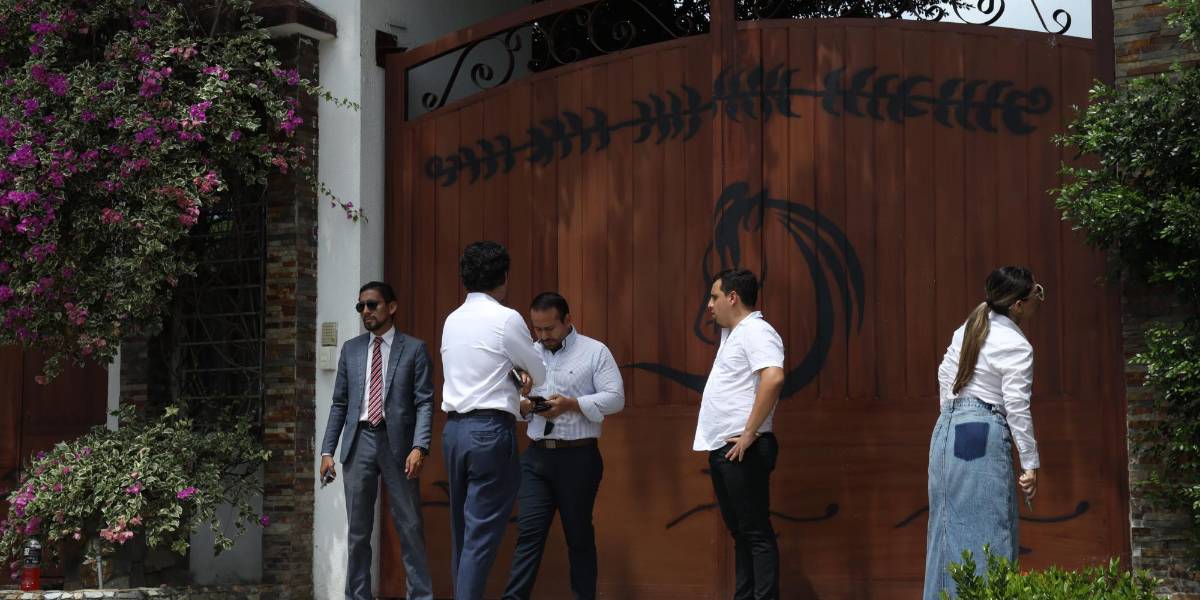 La Policía dice que hubo disparos contra los uniformados durante operativo en fiesta en vía a la Costa