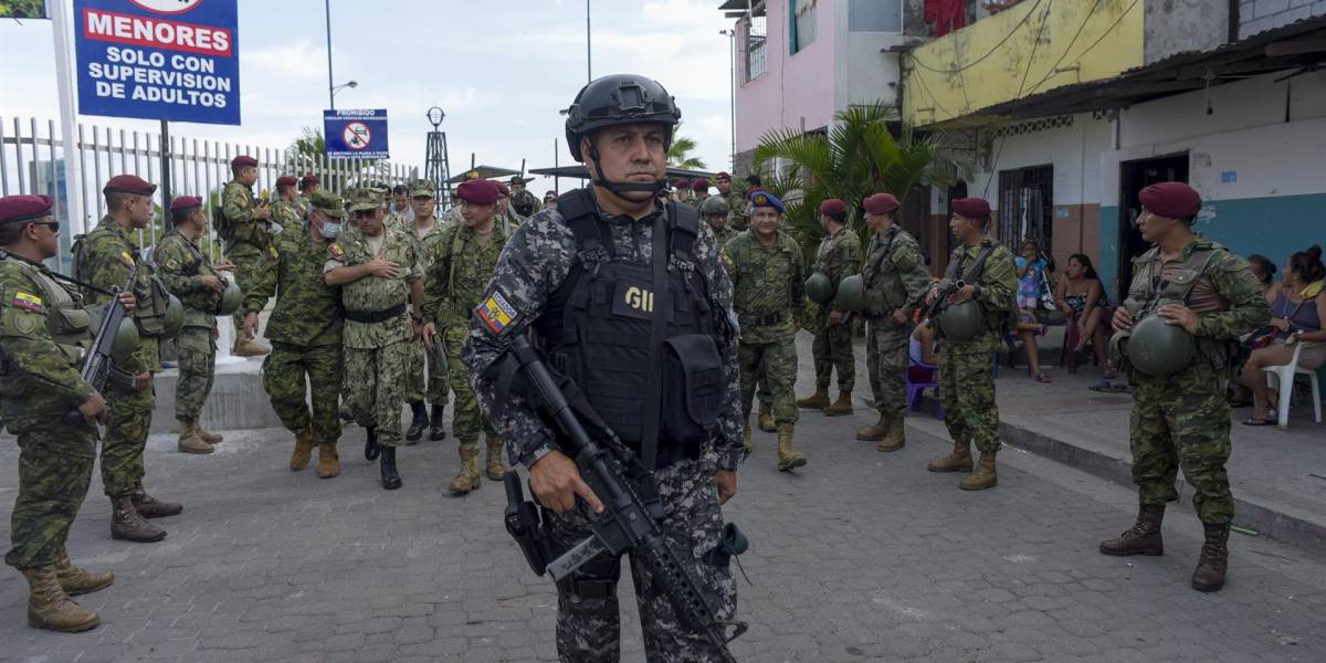 Detenciones en el primer día de estado de excepción focalizado en Ecuador