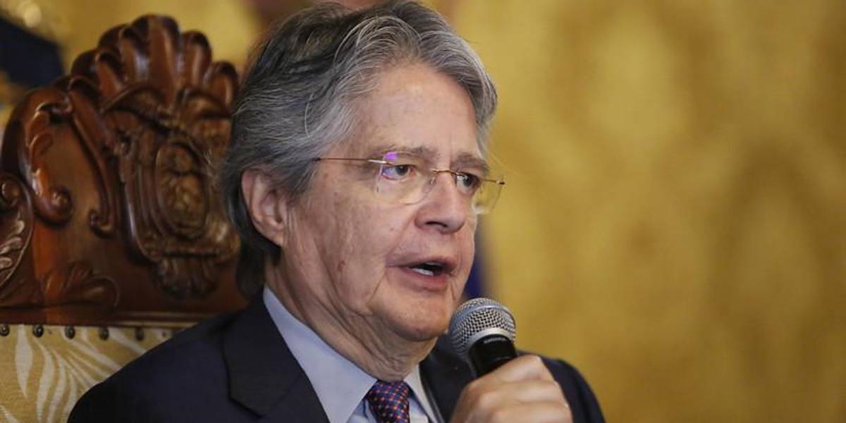 Lasso separó a dos generales de la Policía y niega que haya ordenado frenar investigación sobre la mafia albanesa