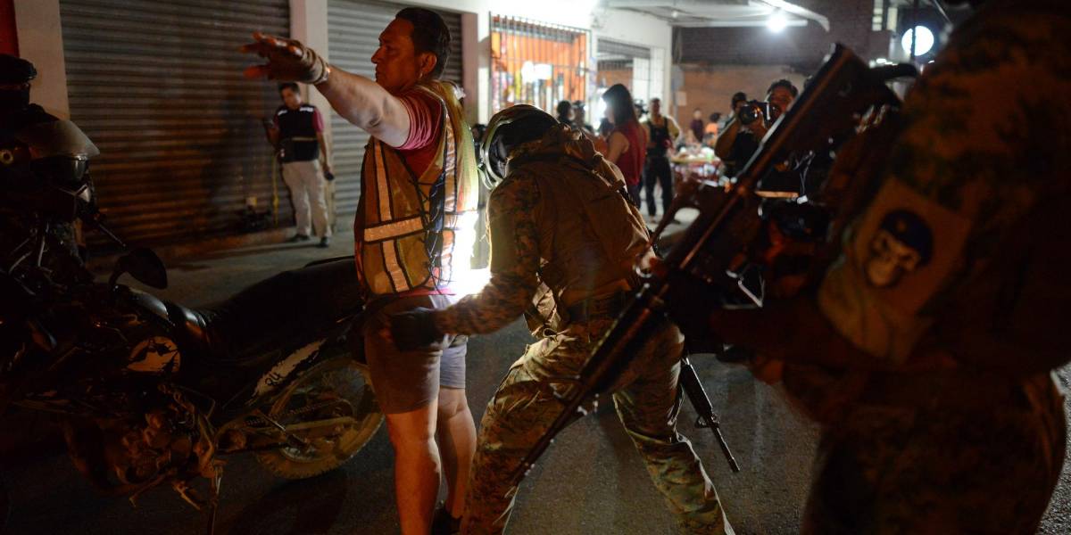 La Policía y Fuerzas Armadas intervienen en 20 sectores de Durán