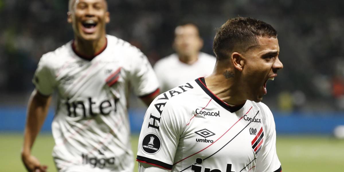 Athletico Paranaense, el primer clasificado a la final de la Copa Libertadores en Guayaquil