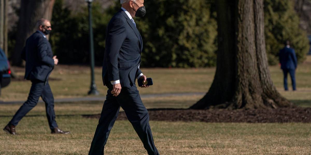 Estados Unidos urge a sus ciudadanos que abandonen Ucrania en un plazo de 48 horas