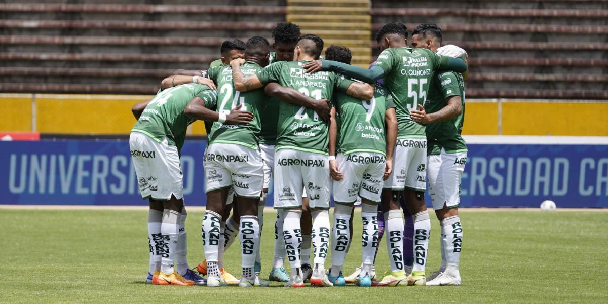 'Somos un club formativo; debería mantenerse en 6 extranjeros', asegura Martha Romero, presidenta de Orense SC