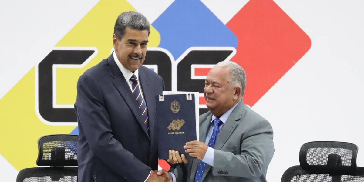 Nicolás Maduro es proclamado oficialmente como el ganador por el CNE de Venezuela