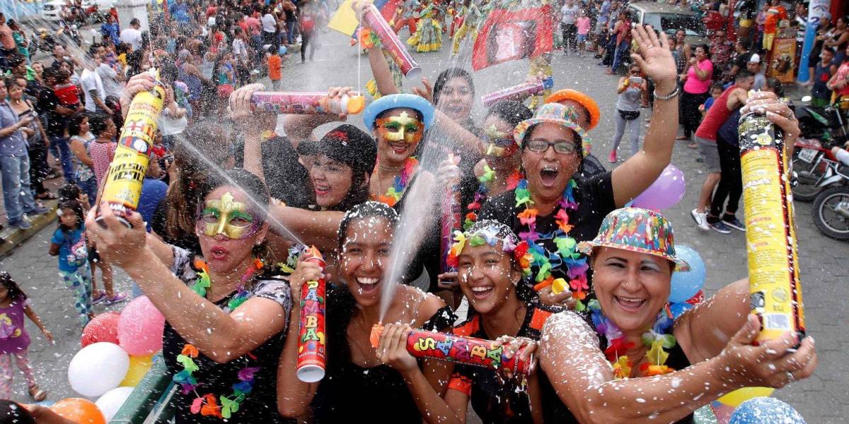 El gasto turístico en carnaval de Ecuador bordeó los 49 millones de dólares