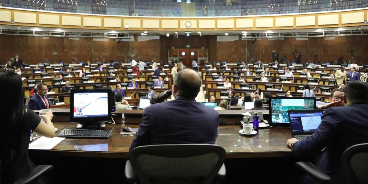 La Asamblea Nacional permite que el IVA incremente al 13 % de manera permanente
