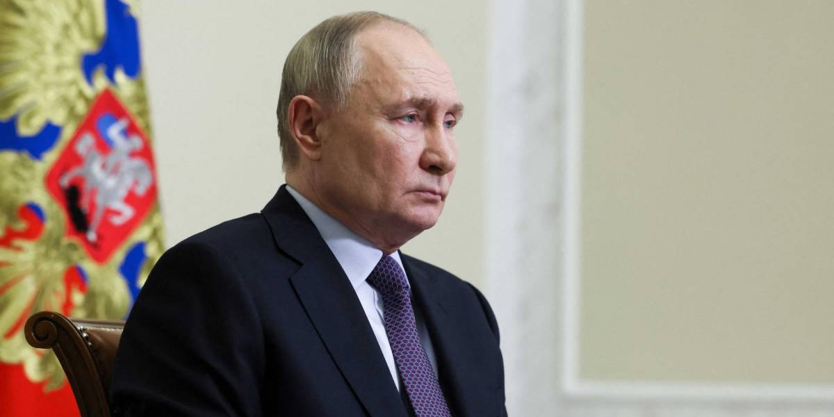 Putin ordena aumentar la producción de drones militares y civiles en Rusia