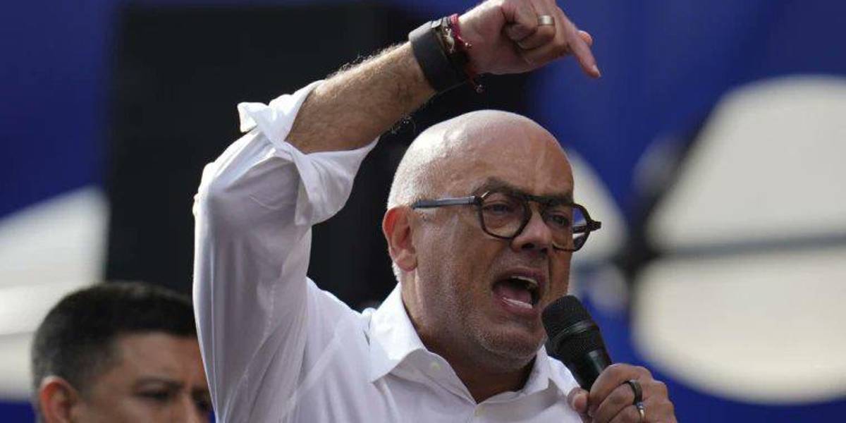 Asambleísta venezolano acusa a Daniel Noboa de ganar las elecciones con ayuda del narcotráfico