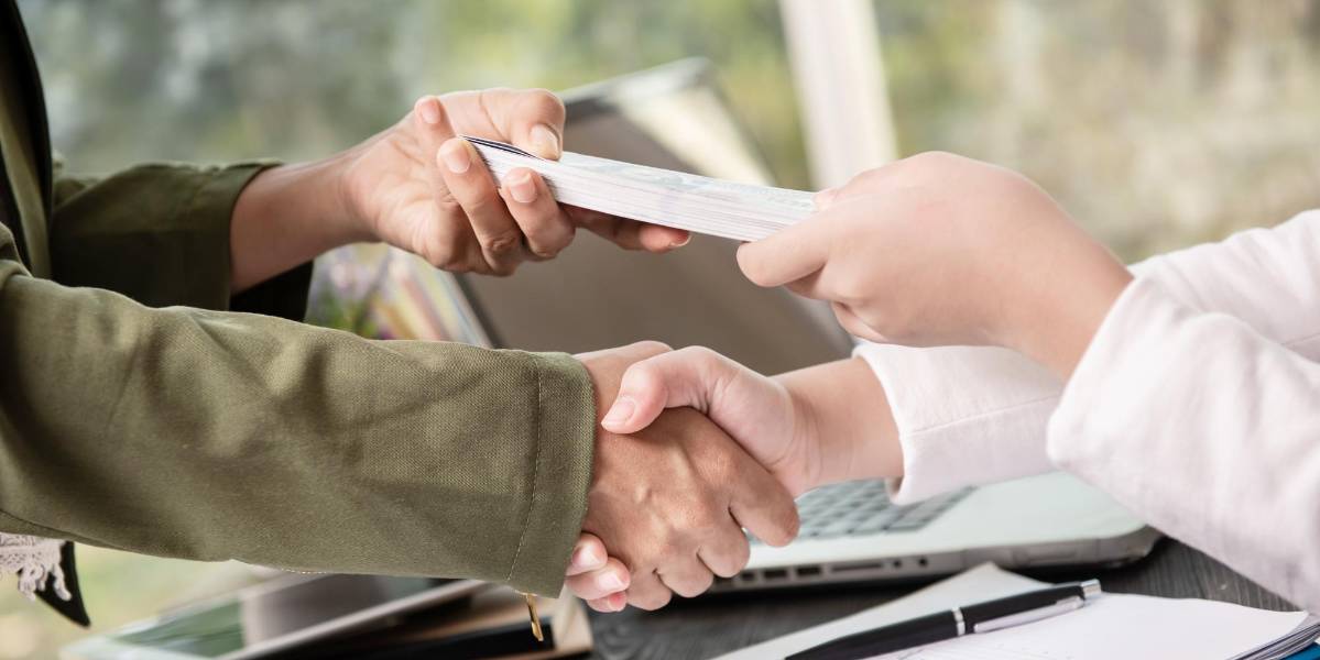 La CAF entregará USD 800 millones en préstamo a Ecuador