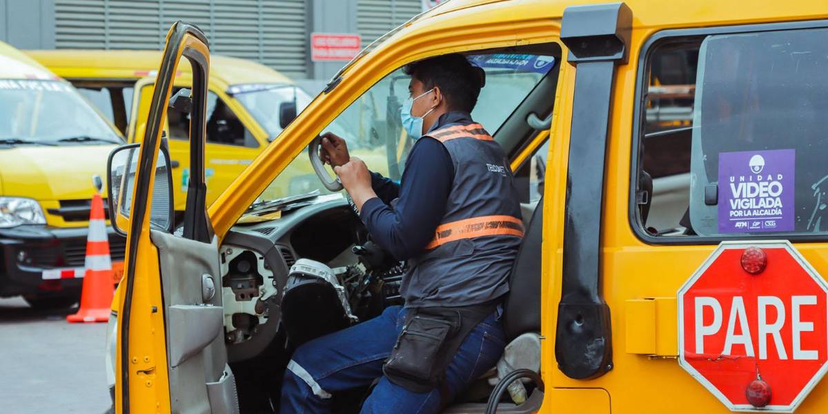Guayaquil aprobaría la eliminación de la segunda revisión vehicular para expresos, taxis y buses