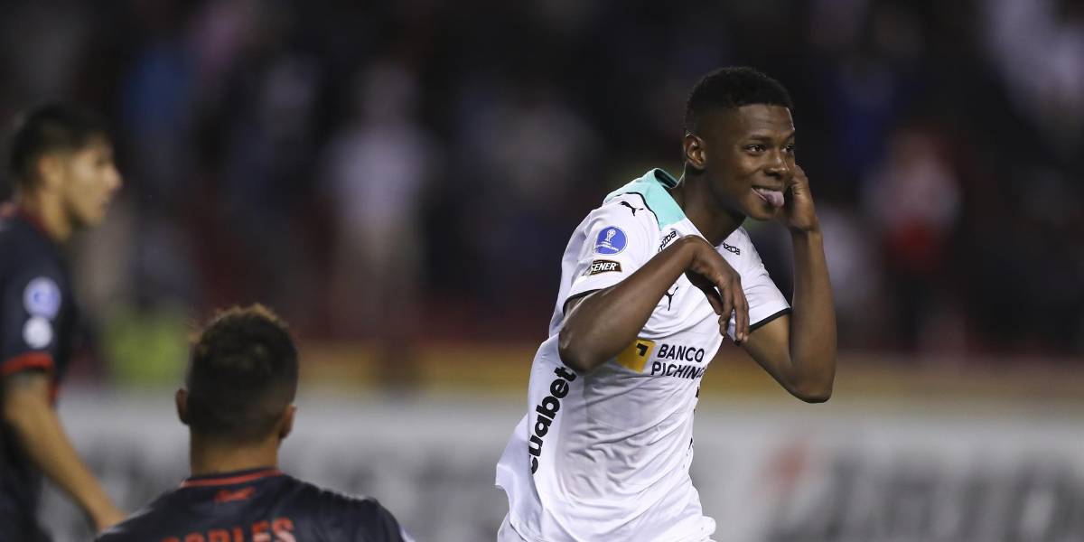 Nilson Angulo volvió a destacar en LDU luego de 10 partidos