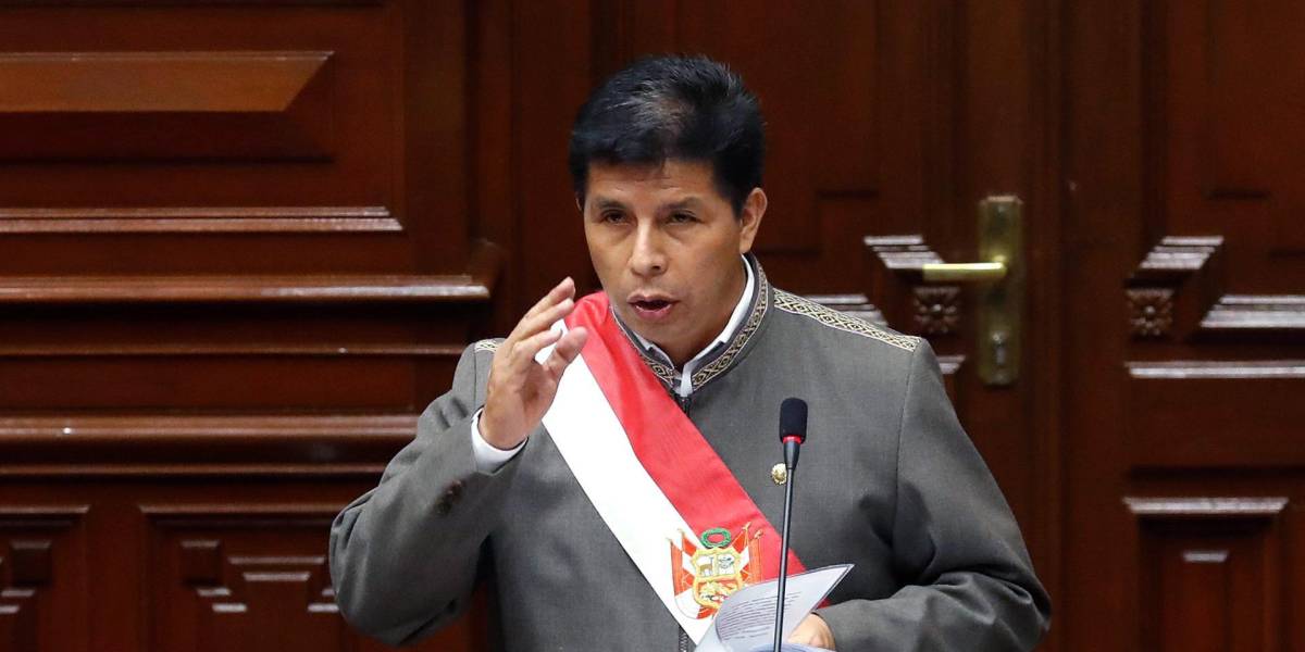 Pedro Castillo seguirá al mando en Perú. No hubo votos suficientes para su destitución