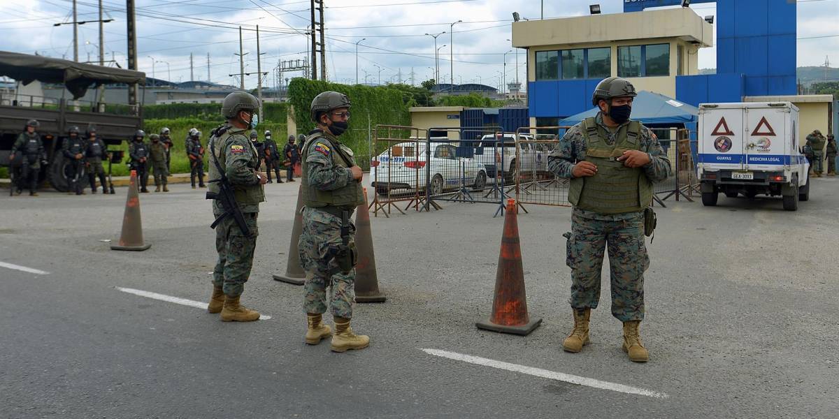 Gobierno critica la orden judicial de trasladar a dos presuntos responsables de la matanza de 40 reos en Santo Domingo