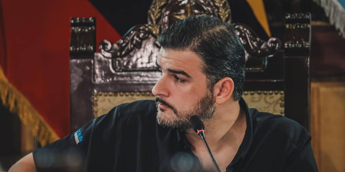 Aquiles Álvarez anuncia que el Sercop bloqueó una licitación de asfalto para Guayaquil