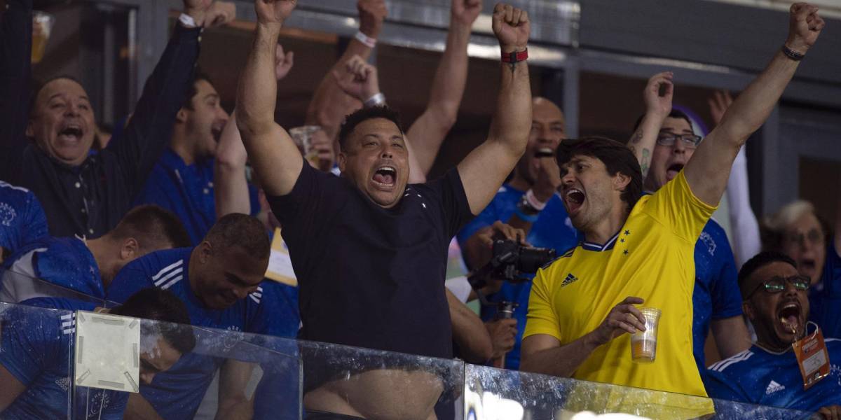 El Cruzeiro del 'gordo' Ronaldo regresa a la primera división de Brasil